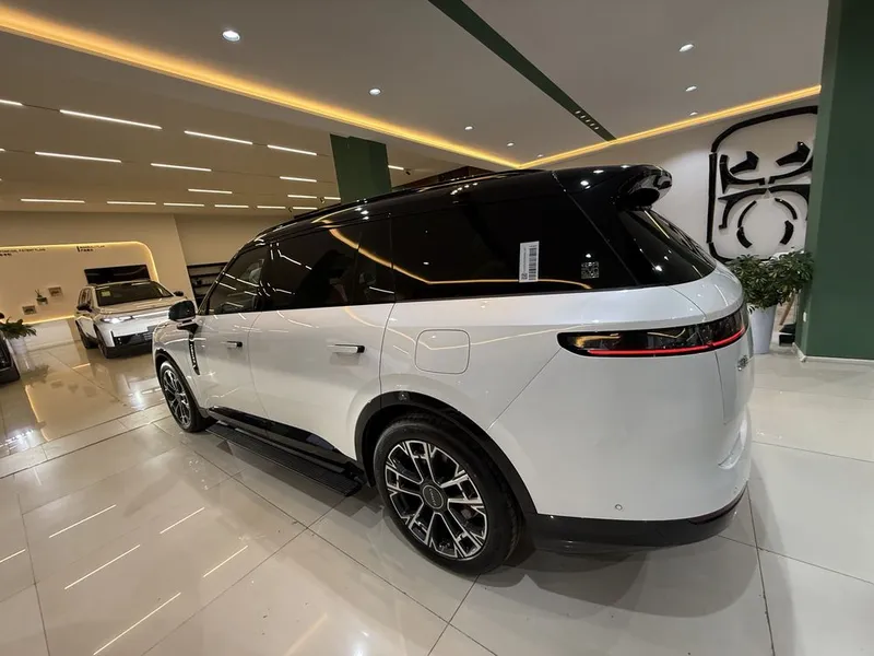 LYNK&CO 900 full Srochna sotiladi — фото 4