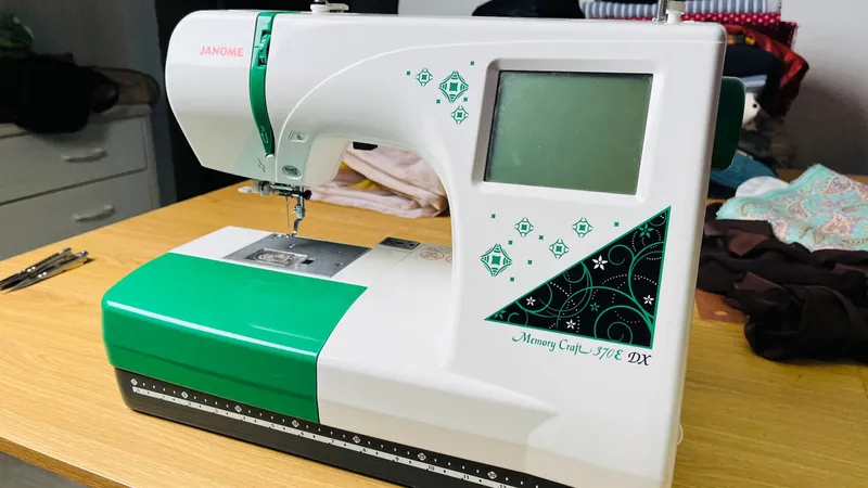 JANOME Машина Вышивальная 3 JANOME Машина Вышивальная 3