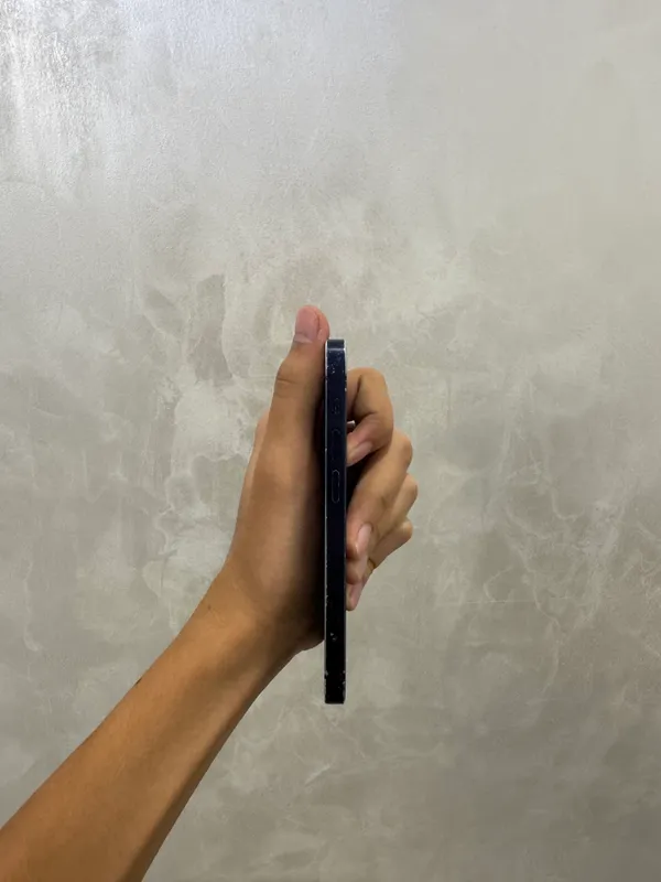iPhone 12 mini 4 iPhone 12 mini 4