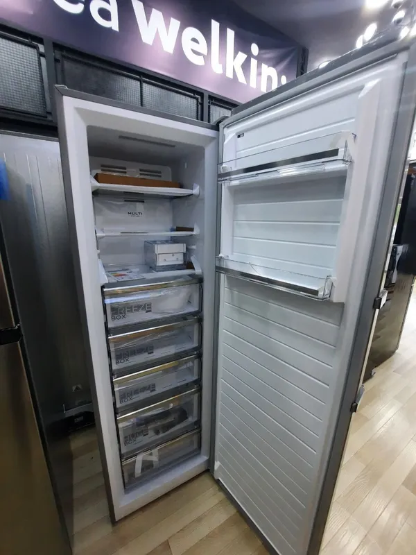 Продаю морозильную камеру ( 2 в 1 ) Midea идеальное состояние. 1 Продаю морозильную камеру ( 2 в 1 ) Midea идеальное состояние. 1