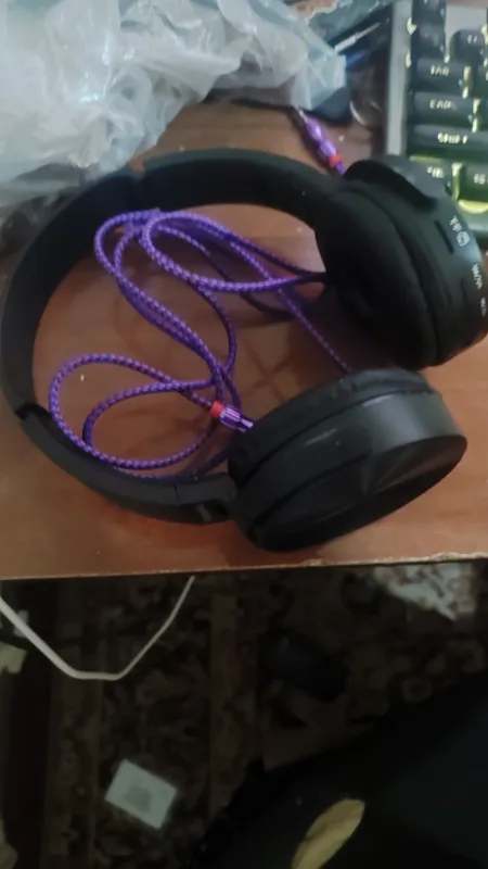 Симсиз-симли наушник. С кабелем aux-aux