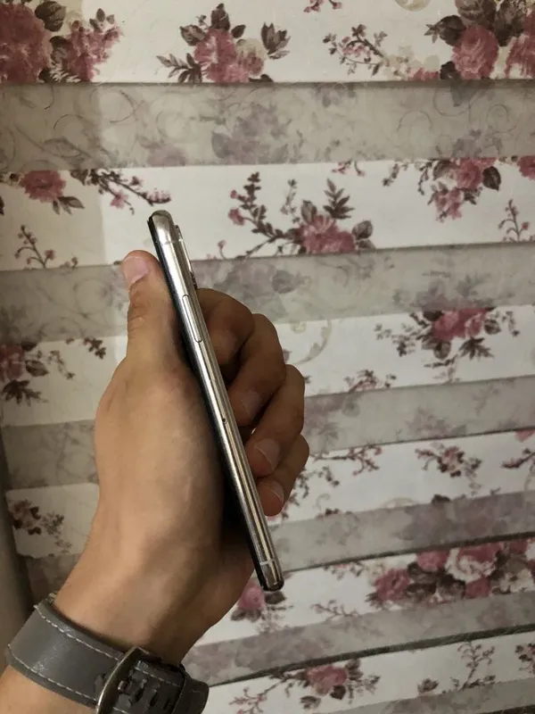 iPhone Xs 64Gb feys xama joyi iwlidi 5