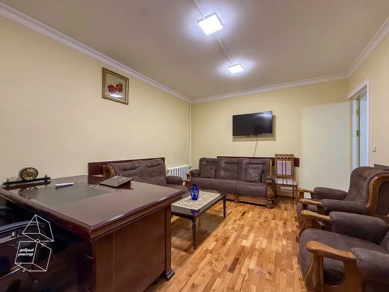 (Добрый) Нукусская, Минзанятости 154 м², 1 этаж, 2 линия, Парковка
