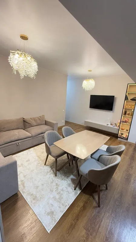 2 xonali kvartira, 48 m2, Mirzo Ulug'bek 10