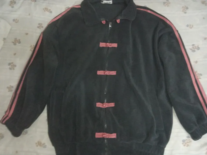 Продаётся куртка из коллекции adidas CNY Продаётся куртка из коллекции adidas CNY