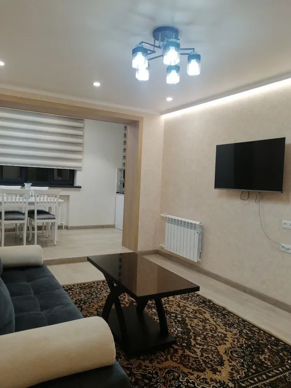 Сдаётся квартира около Максима Горького 1