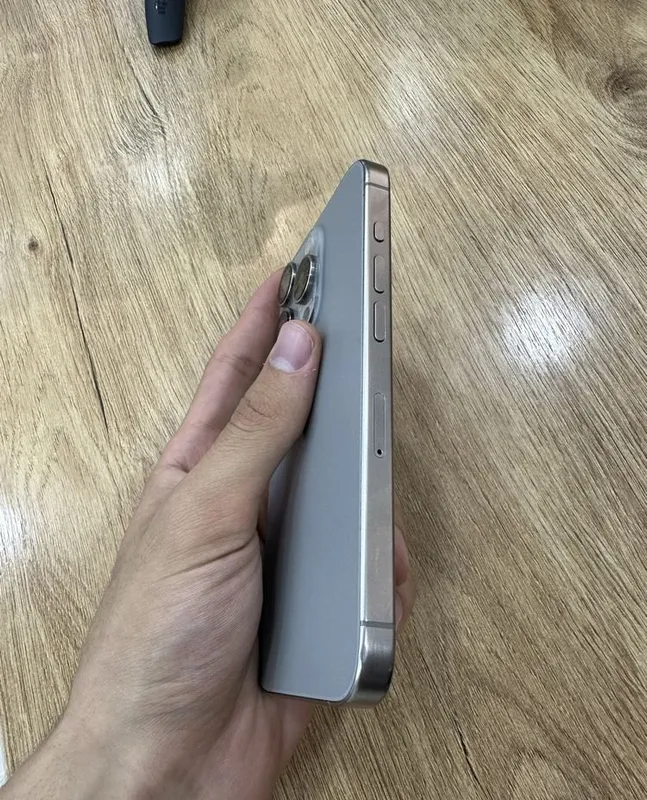 15 Pro, 256 ГБ, SIM и eSIM 4 15 Pro, 256 ГБ, SIM и eSIM 4