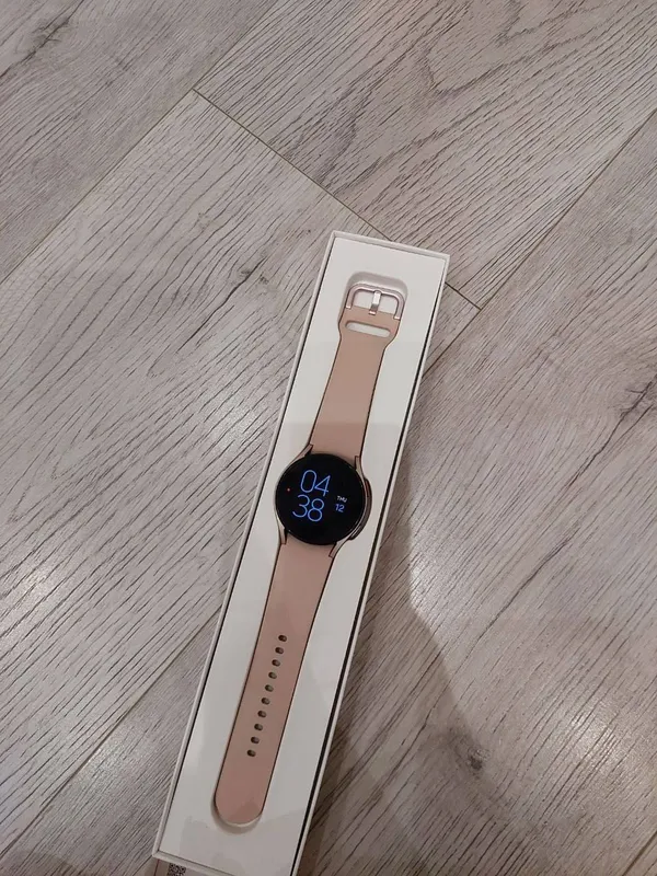 Galaxy 4 watch