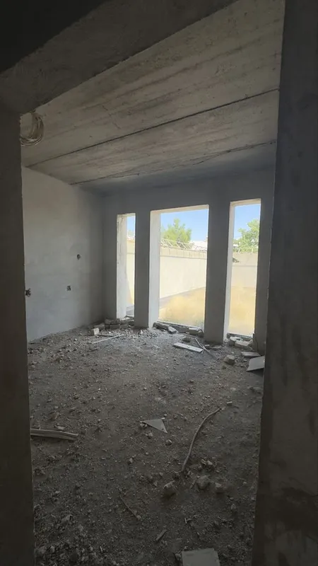 Ikki qavatli 6 soxli hovli sotiladi 7 Ikki qavatli 6 soxli hovli sotiladi 7