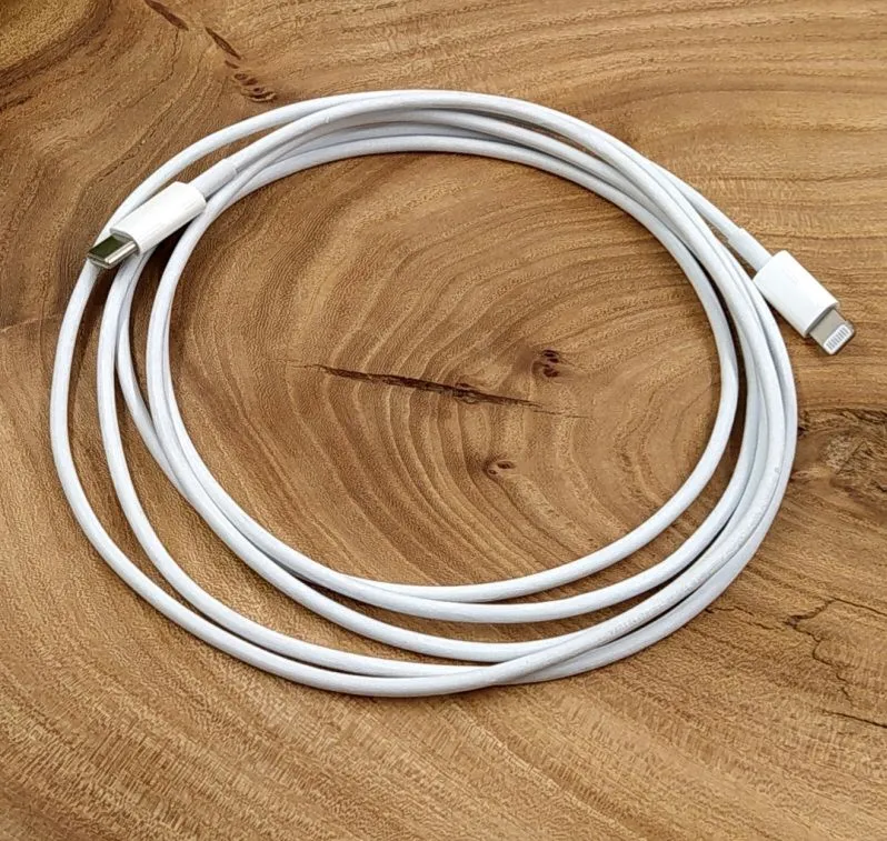 Оригинальный кабель Apple USB-C to Lightning Оригинальный кабель Apple USB-C to Lightning