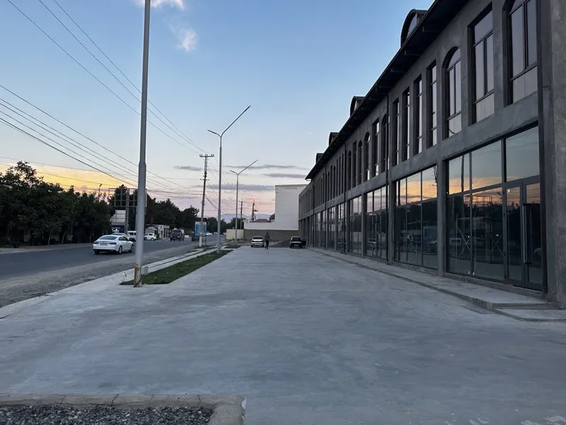 Andijoni mahallasida joylashgan biznes sentr arendaga beriladi