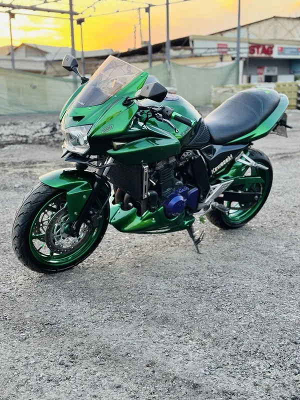 Продаётся оригинальный Kawasaki Z750S 3 Продаётся оригинальный Kawasaki Z750S 3