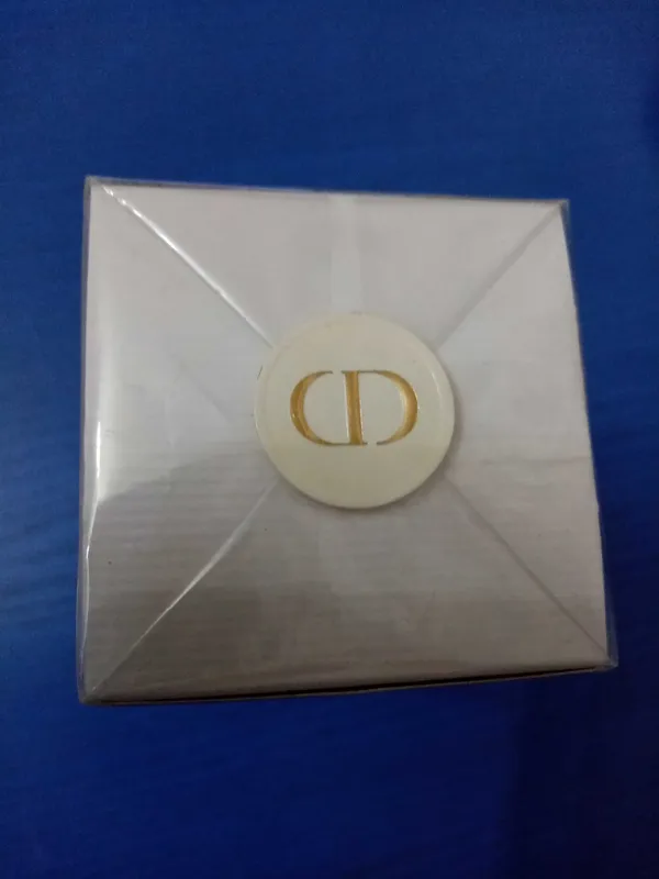Духи J’ADORE DIOR оригинал из США (Eau de Parfum Infinissime) — фото 2