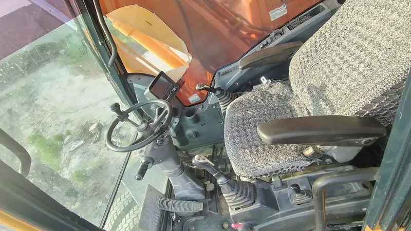 Hyundai 140 ekskavator 7