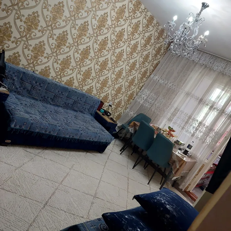 срочно продаётся 1/1/4 .переделанная в 2-х 1 срочно продаётся 1/1/4 .переделанная в 2-х 1