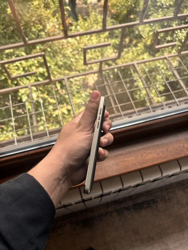 BlackBerry Passport Silver Edition | Редкая версия | Отличное состояние 4 BlackBerry Passport Silver Edition | Редкая версия | Отличное состояние 4