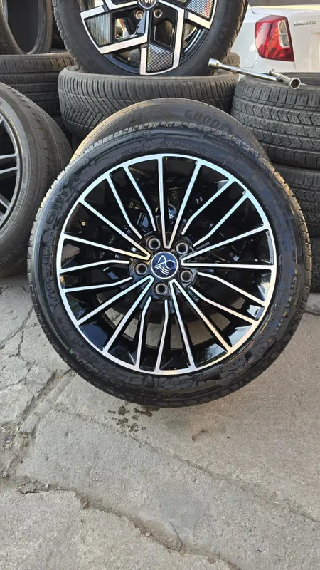 19 razmerli BYD Han moshinasining radnoy diska baloni 1