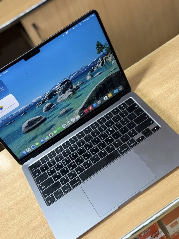 Macbook Air M2 ideal xolatda — фото 1