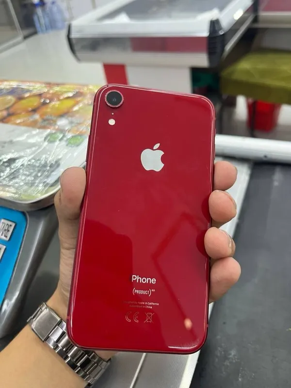 Iphone xr sotiladi naxtga o’zidan kattalariga obmen bor 3