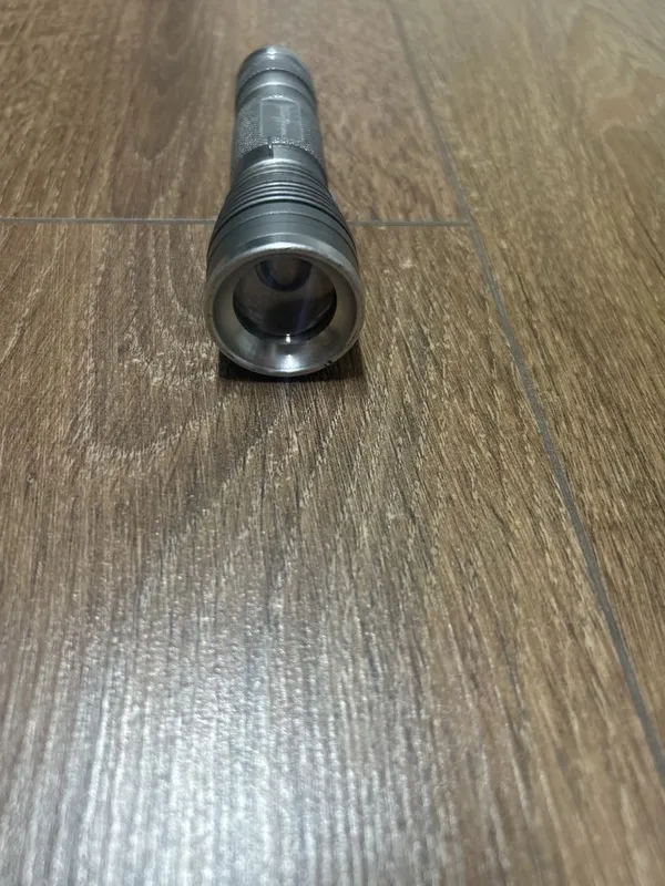 Мощный металлический светодиодный LED фонарь (алюминиевый корпус) 4 Мощный металлический светодиодный LED фонарь (алюминиевый корпус) 4