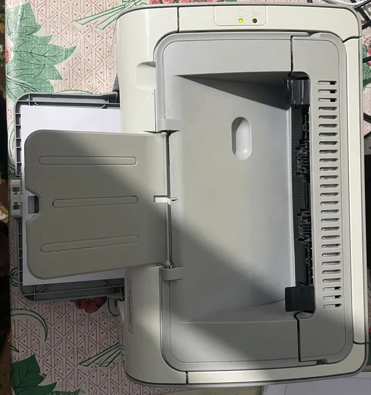 HP LaserJet P1102 (Ideal holatda, barcha kabellari bilan) 2 HP LaserJet P1102 (Ideal holatda, barcha kabellari bilan) 2