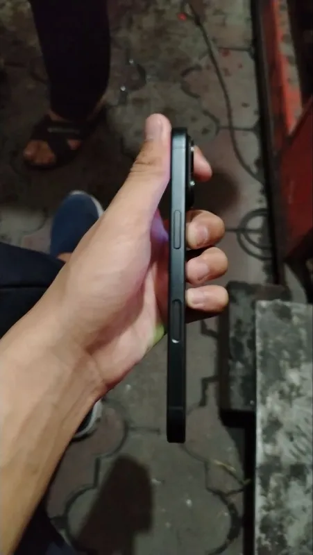 Iohone 16 sim+esim 2