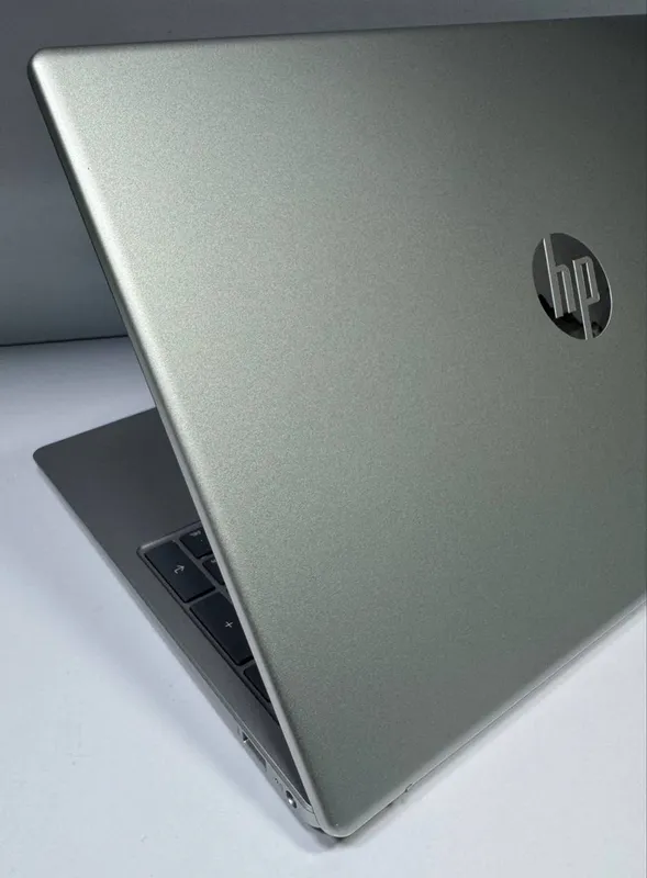 Ноутбук HP 7 Ноутбук HP 7