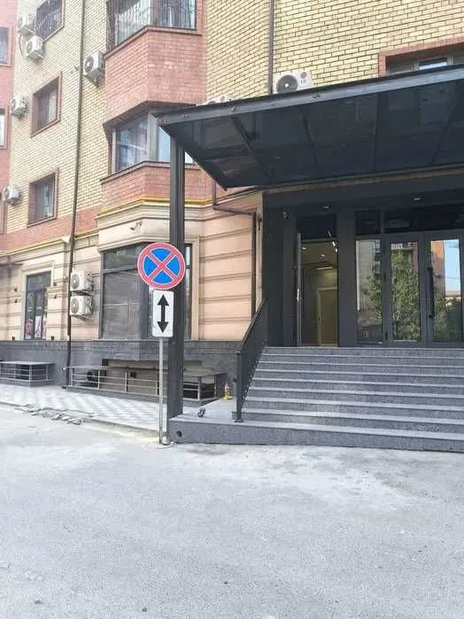 Аренда офисного помещения 94м² в Яккасарайском районе| 3 комнаты бкс