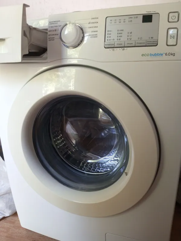 продам стир машину Samsung eco bubble 6кг 2