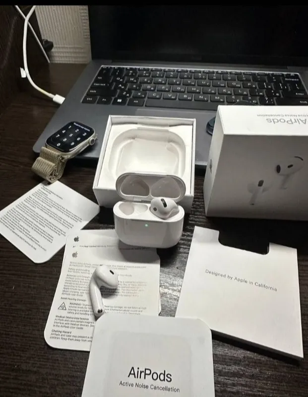 Airpods 4 Anc версия Оргинал 100% Идеал Состояния Airpods 4 Anc версия Оргинал 100% Идеал Состояния