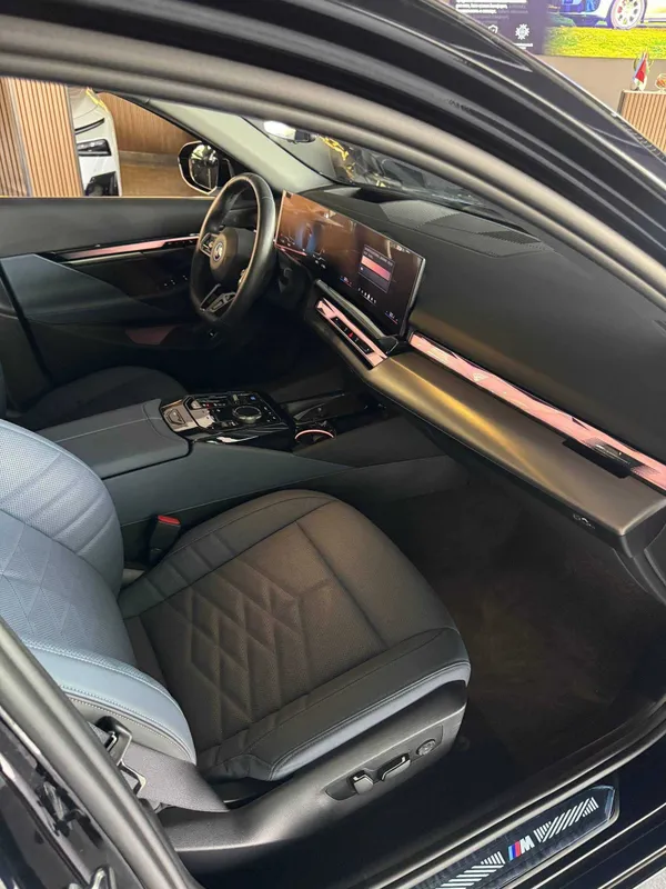 BMW i5 50 sport naxt va xalol nasiyaga 3 BMW i5 50 sport naxt va xalol nasiyaga 3