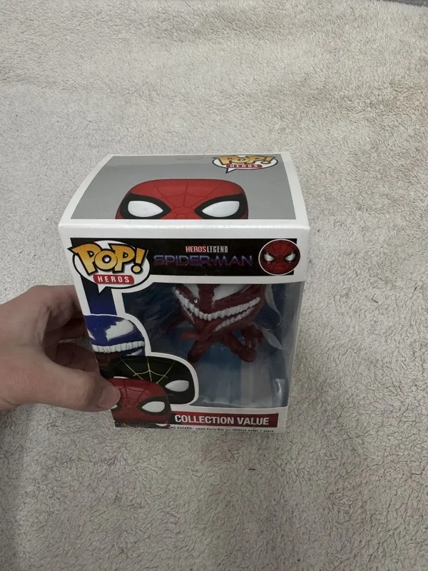 Продам Фигурку Funko Pop Веном Карнаж — фото 1