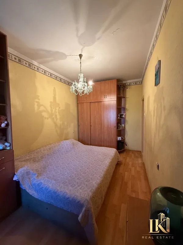 4 xonali kvartira sotiladi, 75 m², 9/9, Yashnobod tumani (mo‘ljal: Yaponiya elchixonasi) 6 4 xonali kvartira sotiladi, 75 m², 9/9, Yashnobod tumani (mo‘ljal: Yaponiya elchixonasi) 6