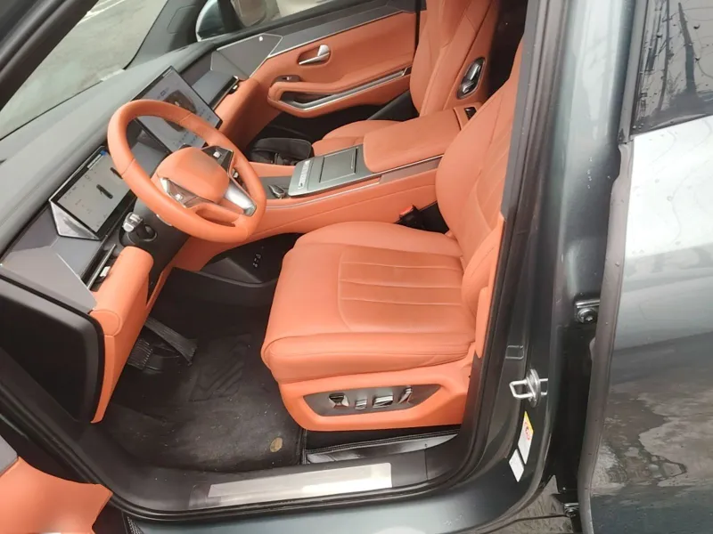 BYD Tang L, 670km Flagship 8