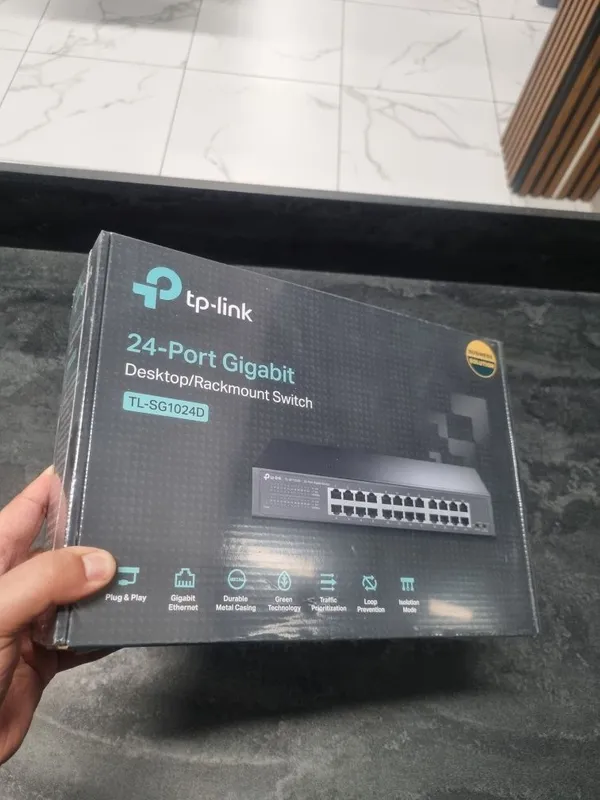 24 swich t-plink gigabit sotiladi
