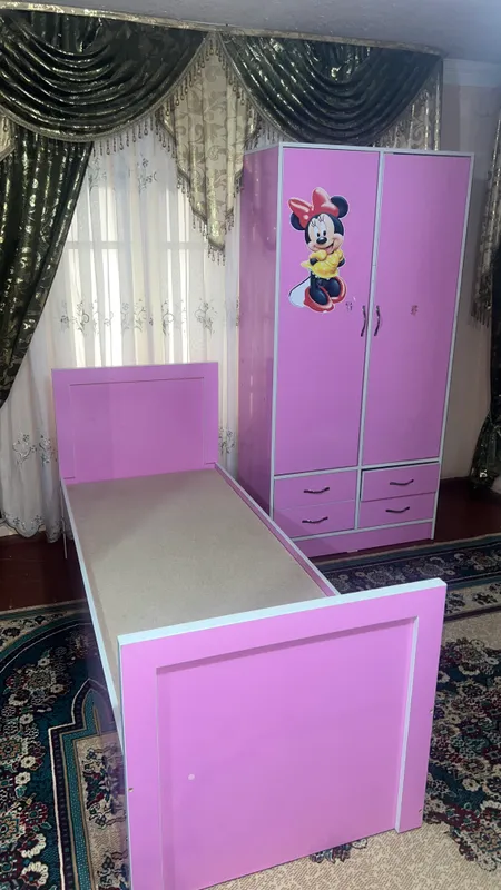 KRAVAT 185x75+SHKAF 190x90 koʻp ishlatilmagan