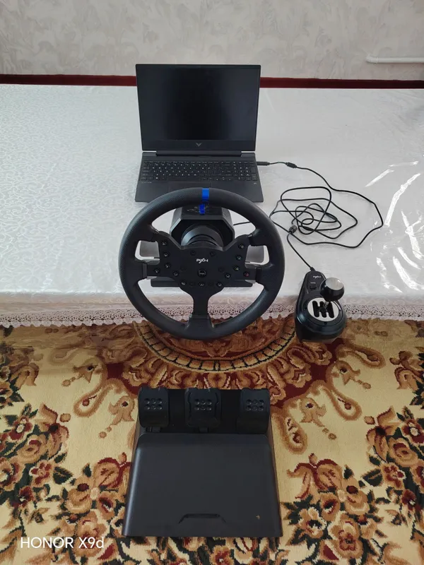 Игровой руль 3 Игровой руль 3