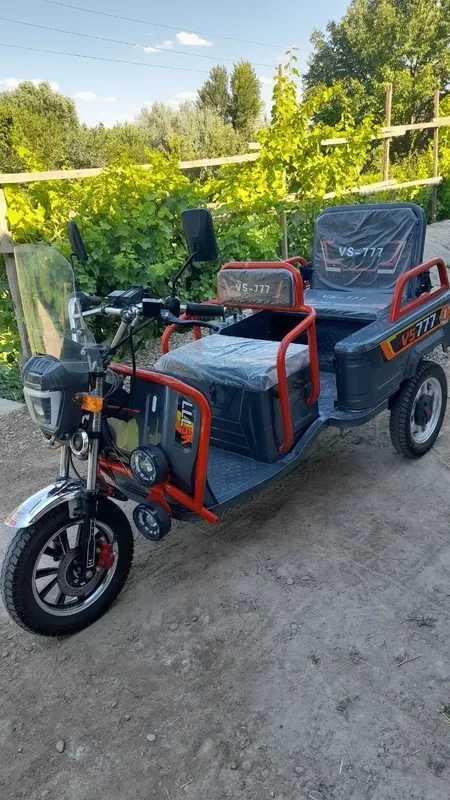 Skuterlar sotiladi