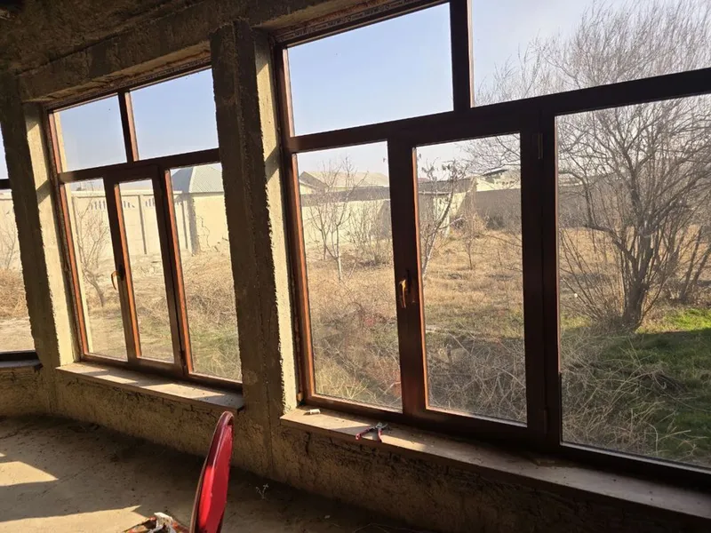 Navoiy shahar Uyrot yo’lni usti hovli sotiladi — фото 4