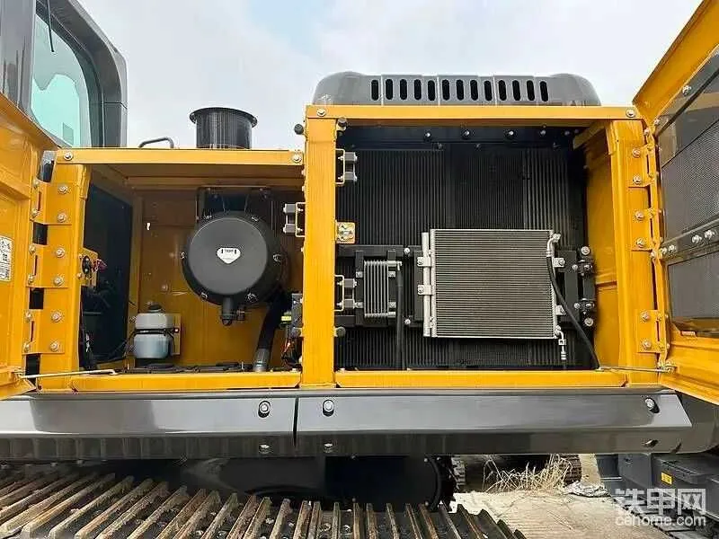 XCMG XE335G гусеничный гидравлический экскаватор 2,1 куб — фото 3