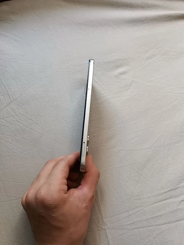 Infinix hot 60i без коробки 4