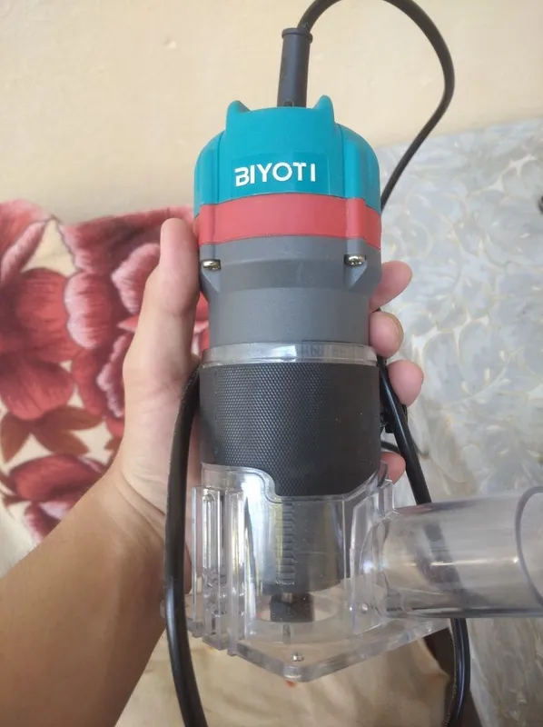 Frezer apparat sotiladi 2