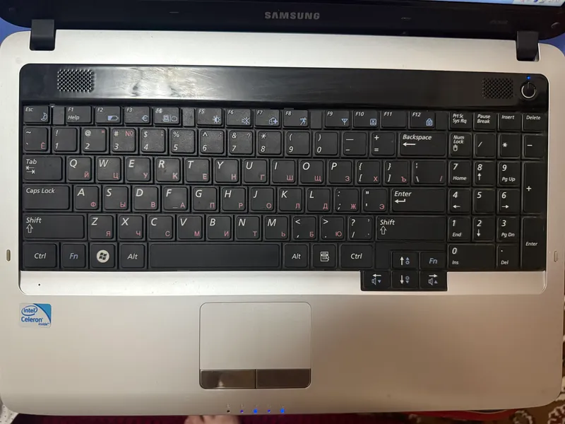 Modeli:Samsung Narx:2mln Q/cha:zaryadchik,siçqonça