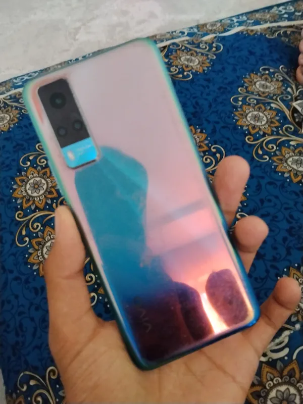 vivo y53 очень отличный телефон, ёмкость 100, 1 месяц был 1