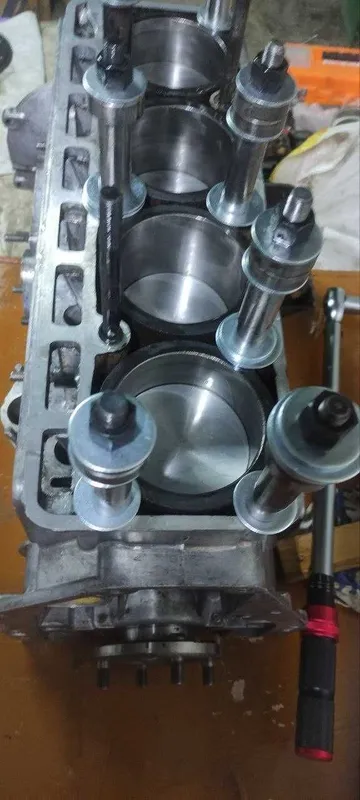 Продаю не спеша свой ГАЗ-24 (ВОЛГА) 8 Продаю не спеша свой ГАЗ-24 (ВОЛГА) 8