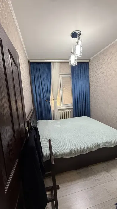 Мирзо Улугбек, Максим Горький  3/2/4