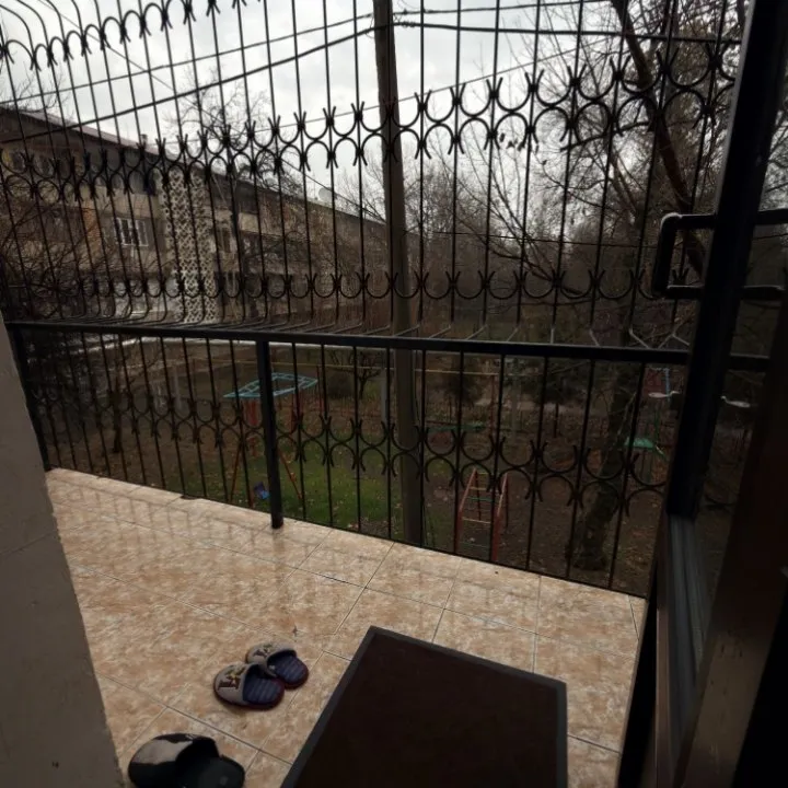 2 xonali kvartira, 72 m2, Mirobod 8