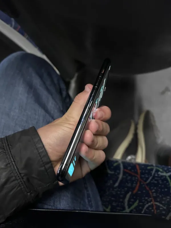 Iphone 11 pro bor holati ideal — фото 2