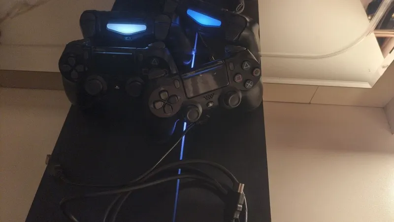 Ps4 bor 4ta puliti qushib beriladi