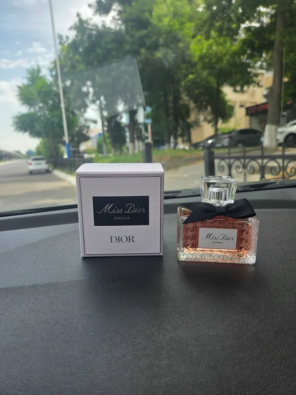 Dior essence парфюм Dior essence парфюм